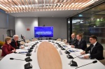 В рамках Дня Саратовской области в Агентстве стратегических инициатив (https://t.me/ASI_RU) губернатор Роман Бусаргин встретился с управляющим директором индустриальных активов холдинга S8 Capital Торстеном Шубертом. 