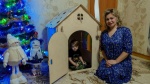 Заместитель Председателя Правительства области - министр сельского хозяйства области Роман Ковальский поздравил ребенка из нашего муниципального района.
