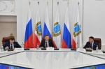 Врио Губернатора Роман Бусаргин  поставил задачу сформировать межведомственные комиссии по вопросам демографии в районах, где зафиксированы показатели смертности выше среднеобластных