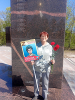 Имя нашего земляка занесено на мемориал в парке Победы.
