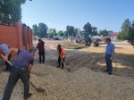 Иван Лялин проконтролировал благоустройство площади Победы в Духовницком