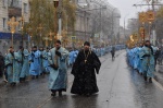 Сегодня, в День народного единства и празднования в честь Казанской иконы Божией Матери, в Саратове прошел традиционный большой Крестный ход.