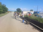 Иван Лялин провел проверку хода строительства тротуара в поселке Духовницкое