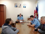 Глава Духовницкого района Иван Лялин провел личный прием родных и близких военнослужащих – участников специальной военной операции.