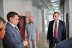 К открытию нового корпуса областной детской больницы приведут в порядок фасад старого здания