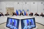 Губернатор Роман Бусаргин провел постоянно действующее совещание с зампредами и министрами, а также главами районов. 