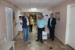 Министр посетил районную больницу в Духовницком районе.