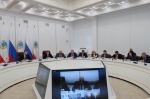 Губернатор Роман Бусаргин провел постоянно действующее совещание с участием зампредов и министров Правительства области, а также глав районов.