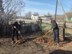 Мальчики из отряда ЮДП "Созвездие" МОУ "СОШ им.Г.И.Марчука р.п.Духовницкое" навестили труженицу тыла