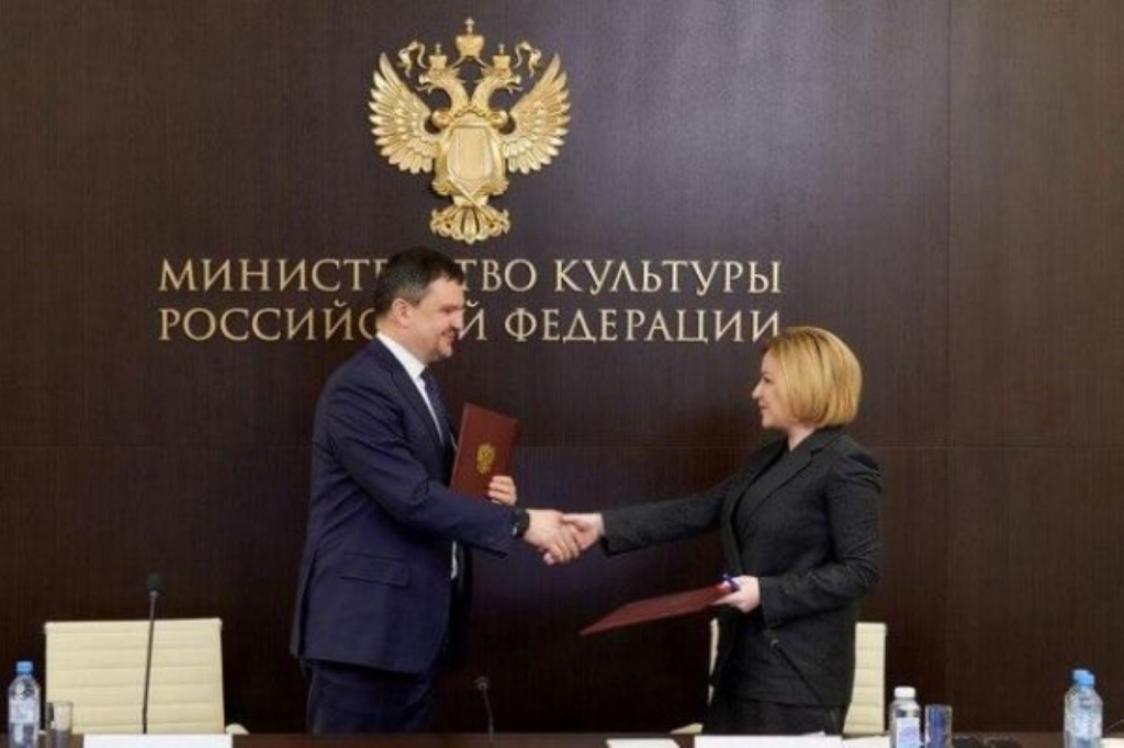 Министерство культуры РФ и Почта России вместе поддержат подписку на газеты и журналы.jpg